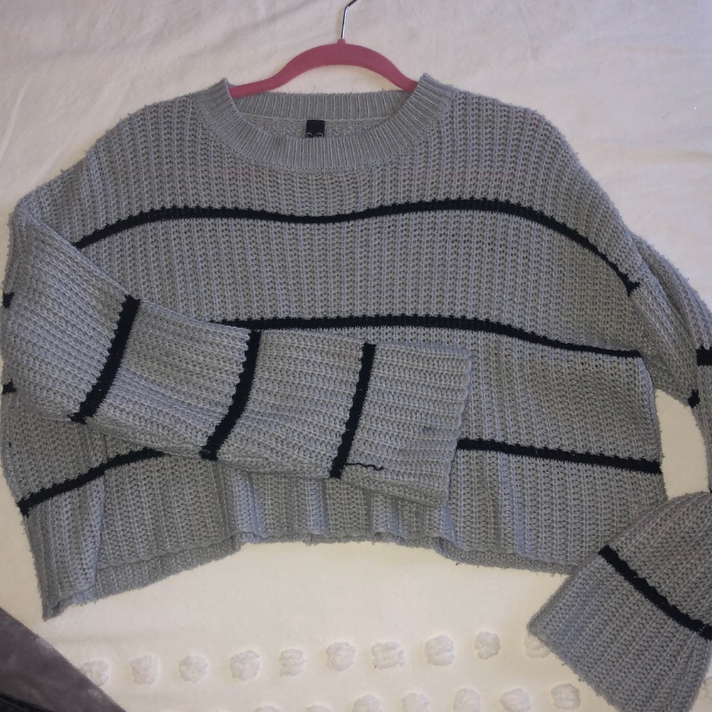 Cropped sweater